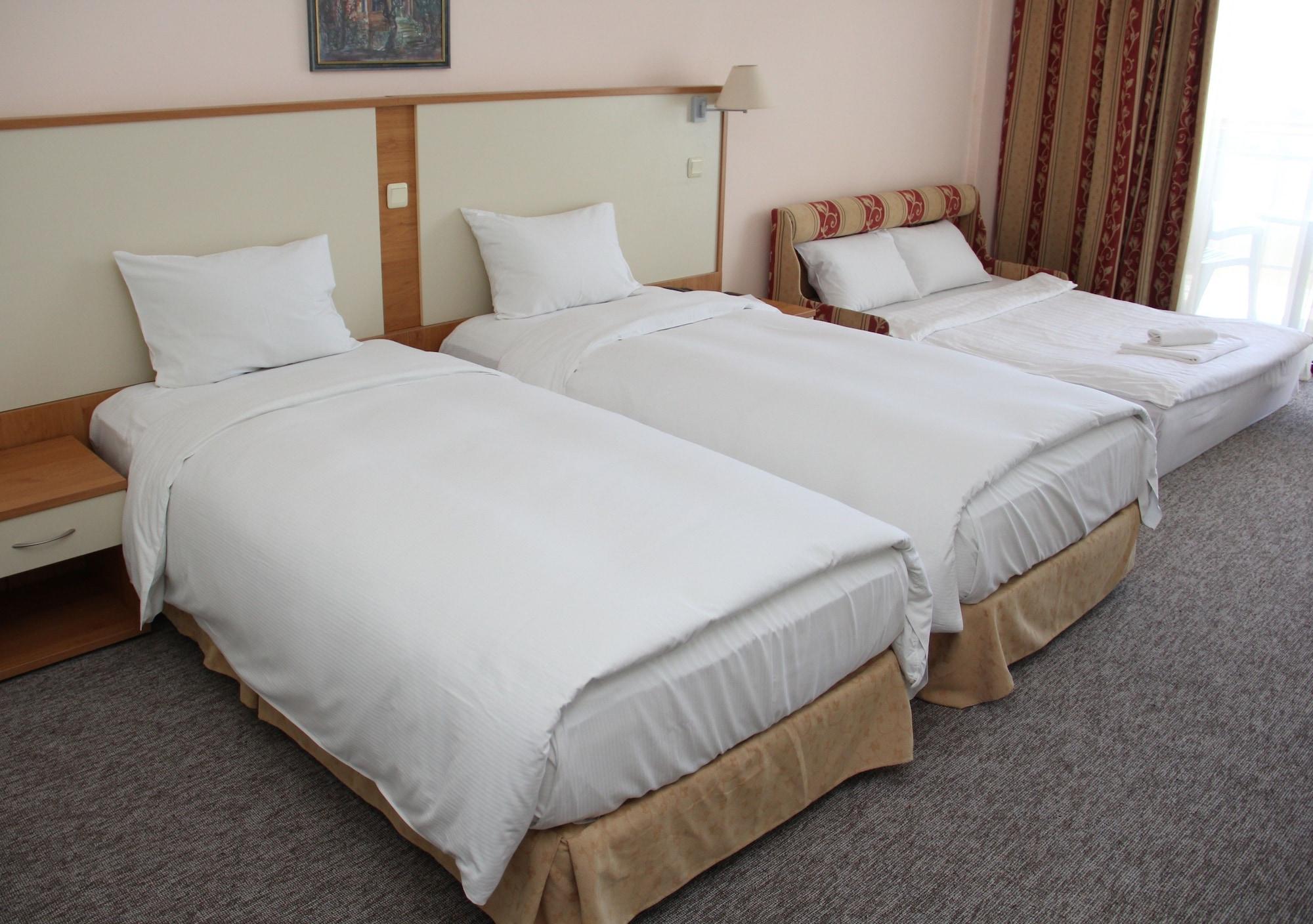 Apollo Spa Resort - Premium All-Inclusive , Pools & Free Beach, Individual Ac In Every Room Goldstrand Exterior foto