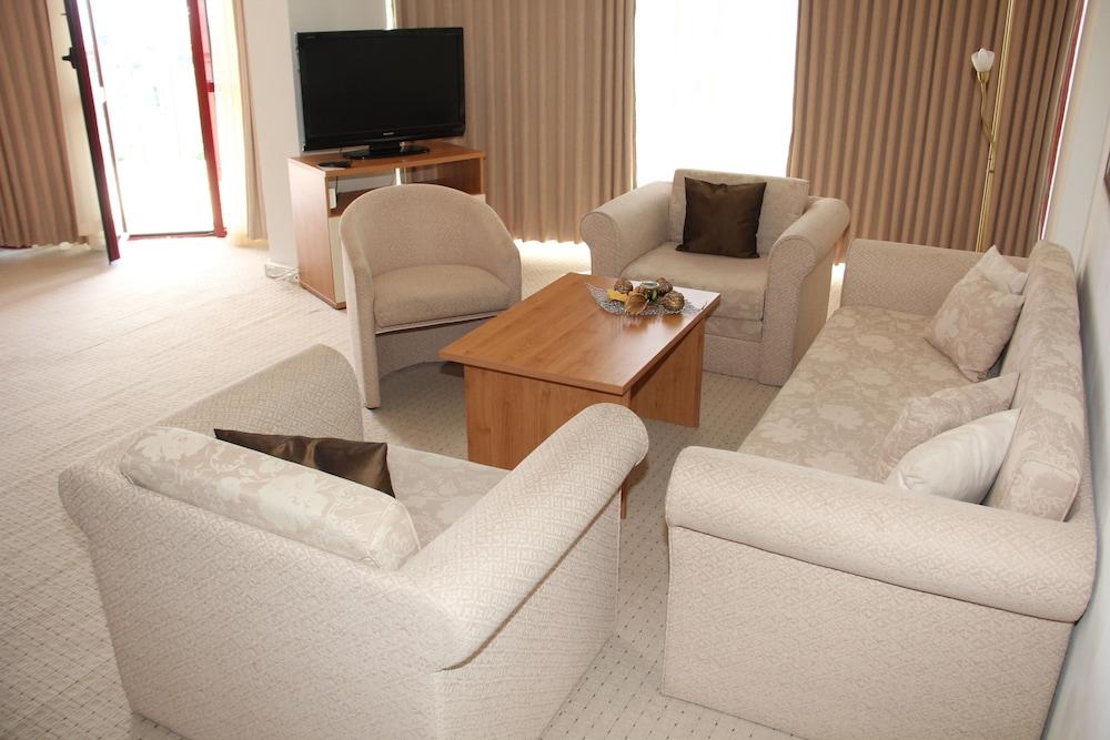 Apollo Spa Resort - Premium All-Inclusive , Pools & Free Beach, Individual Ac In Every Room Goldstrand Exterior foto