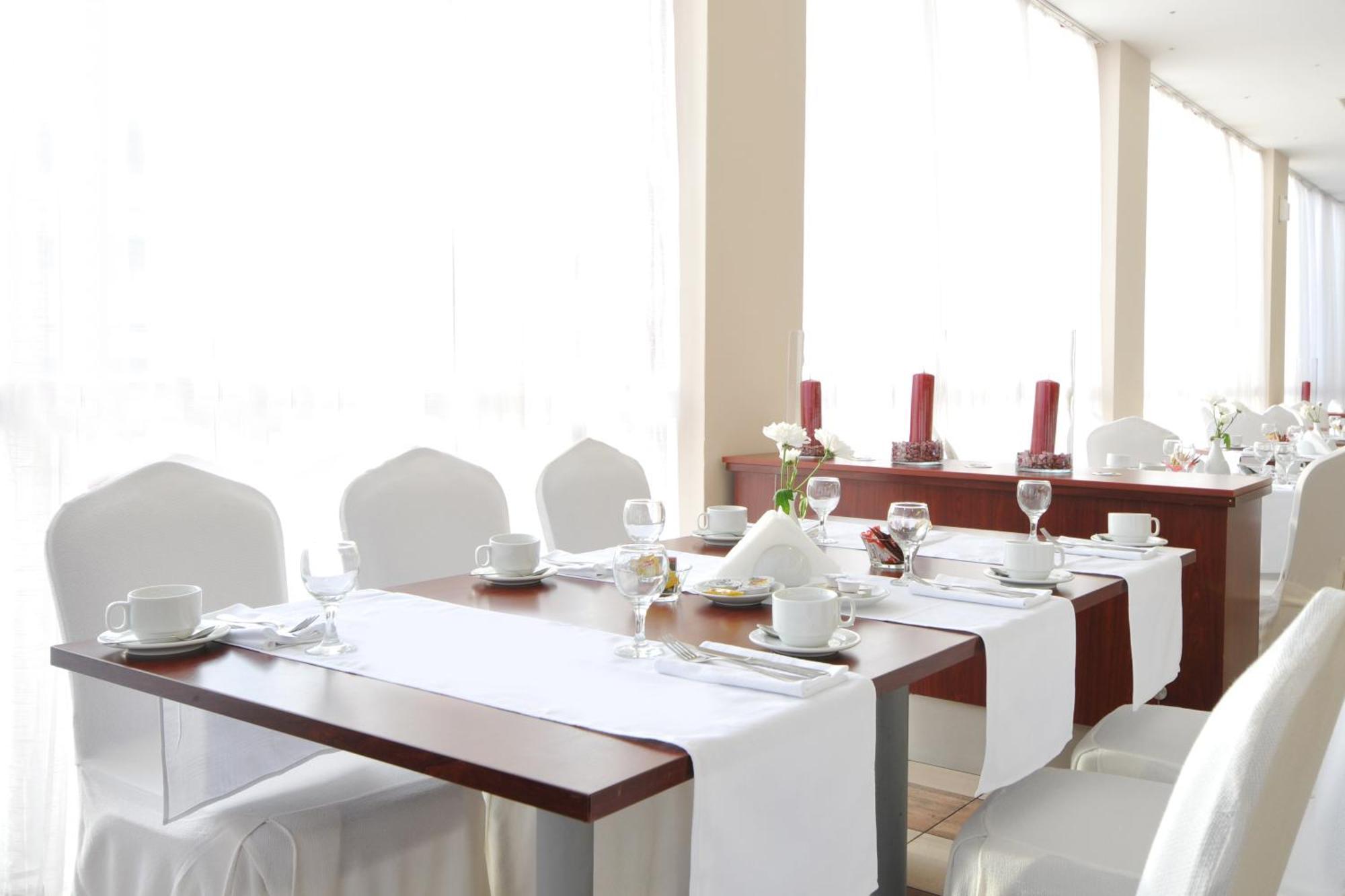 Apollo Spa Resort - Premium All-Inclusive , Pools & Free Beach, Individual Ac In Every Room Goldstrand Exterior foto