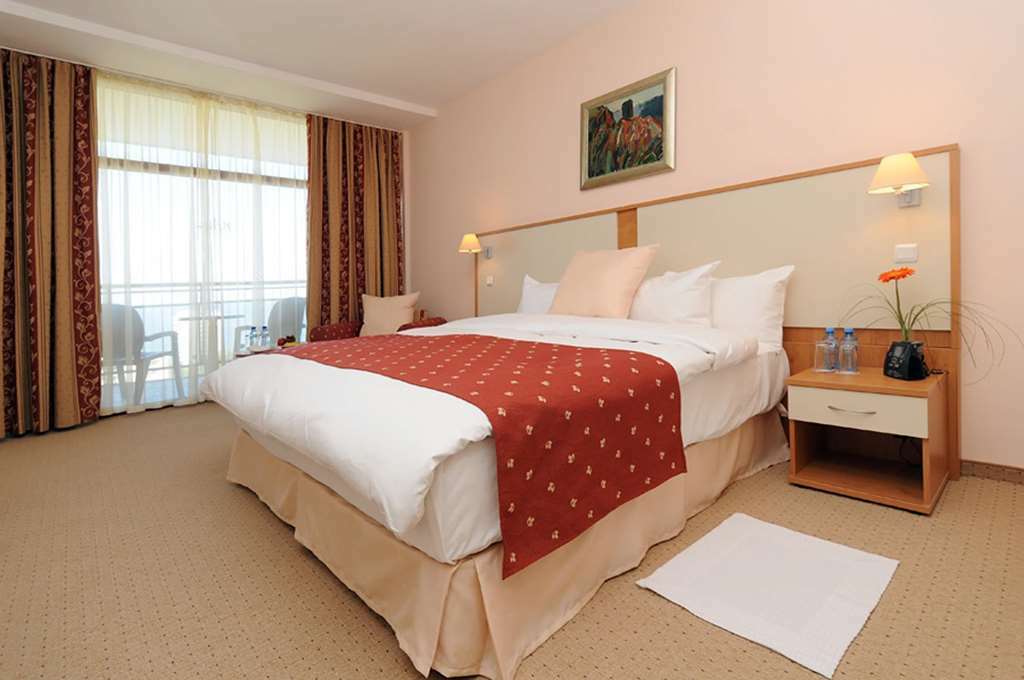 Apollo Spa Resort - Premium All-Inclusive , Pools & Free Beach, Individual Ac In Every Room Goldstrand Zimmer foto